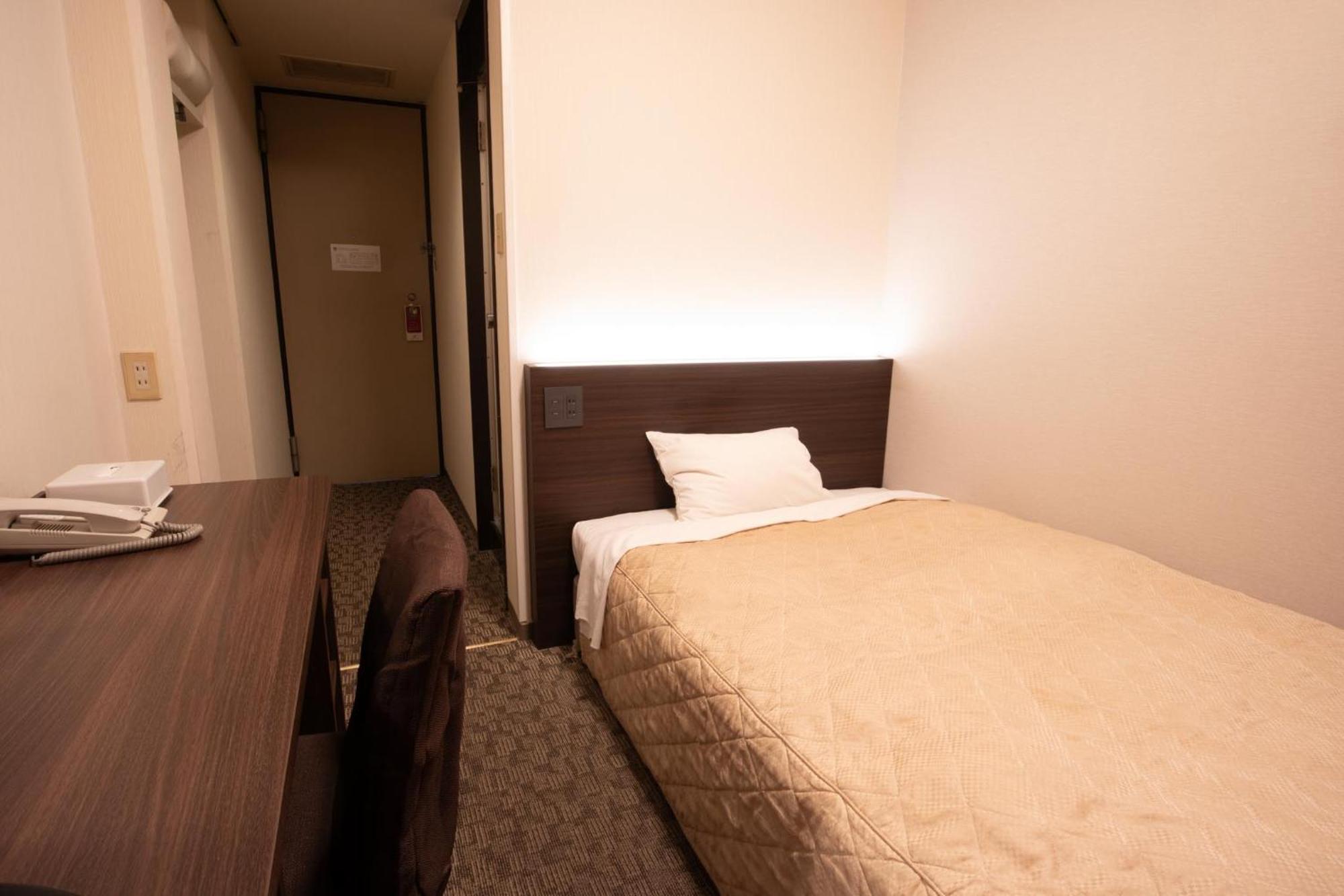Hotel Aisul Matsuyama Matsuyama  Quarto foto
