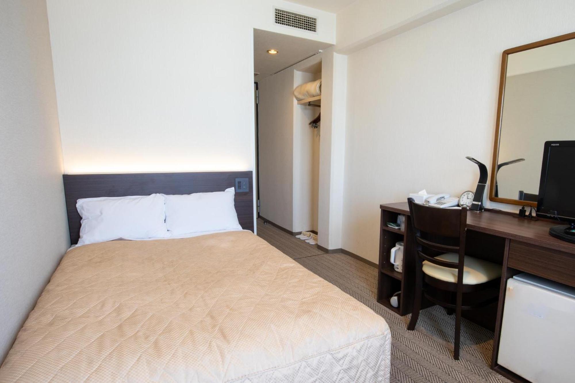 Hotel Aisul Matsuyama Matsuyama  Quarto foto